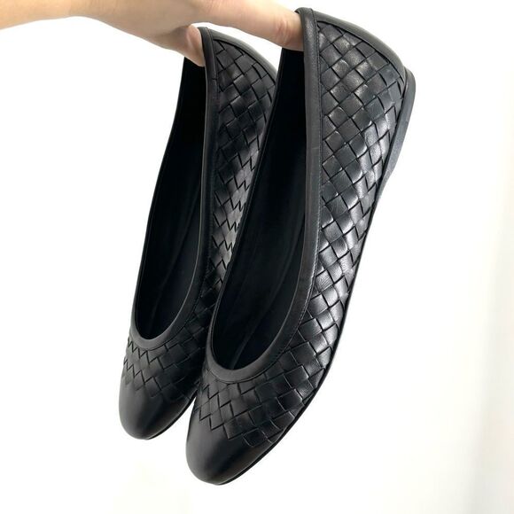Bottega Veneta $670 Napa Intrecciato Ballet Flats in black - Picture 6 of 11